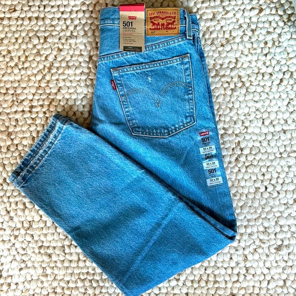 Levi’s NWT 501 Original Cropped Jeans